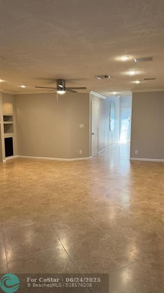 Building Photo - 2032 Discovery Cir W