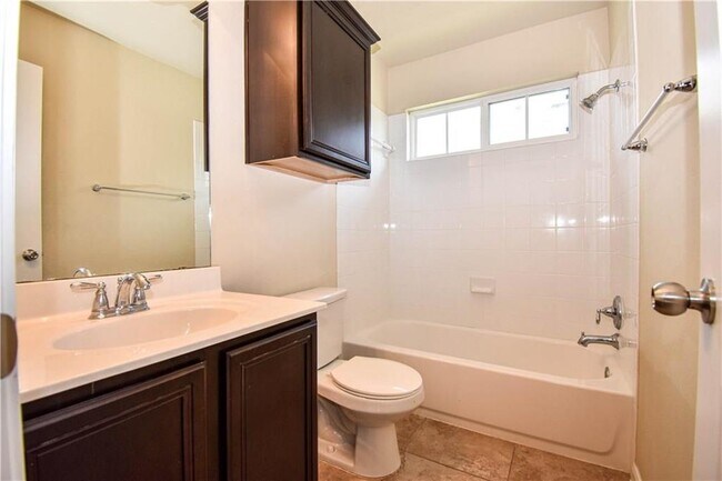 Building Photo - 8548 White Ibis Dr