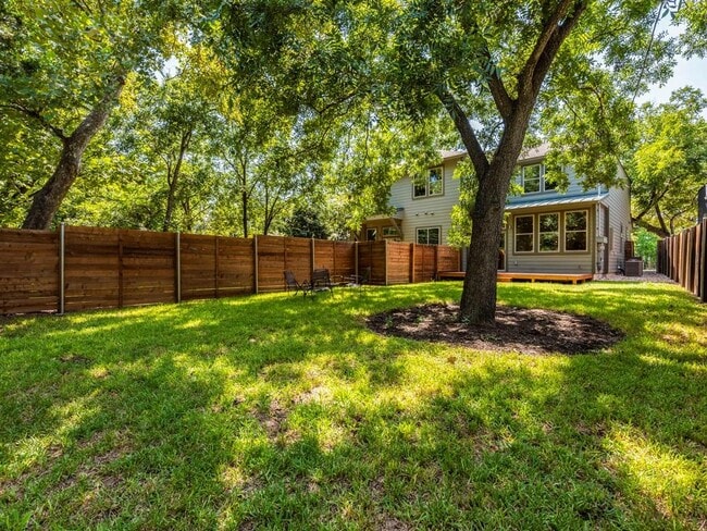 Building Photo - 3709 Grayson Ln