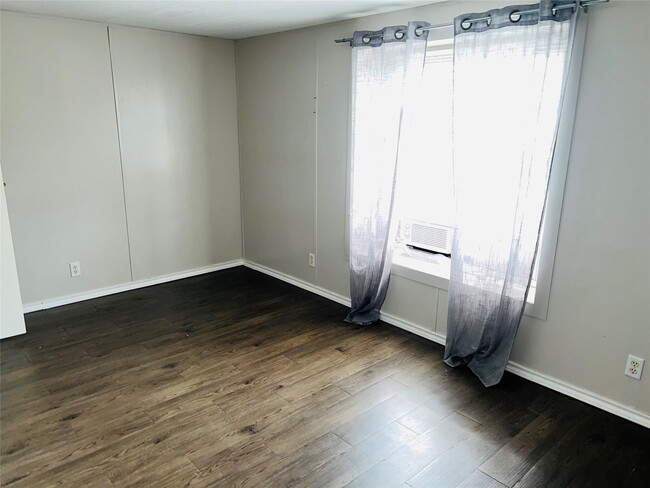 Building Photo - 25083 Billy Lee Dr