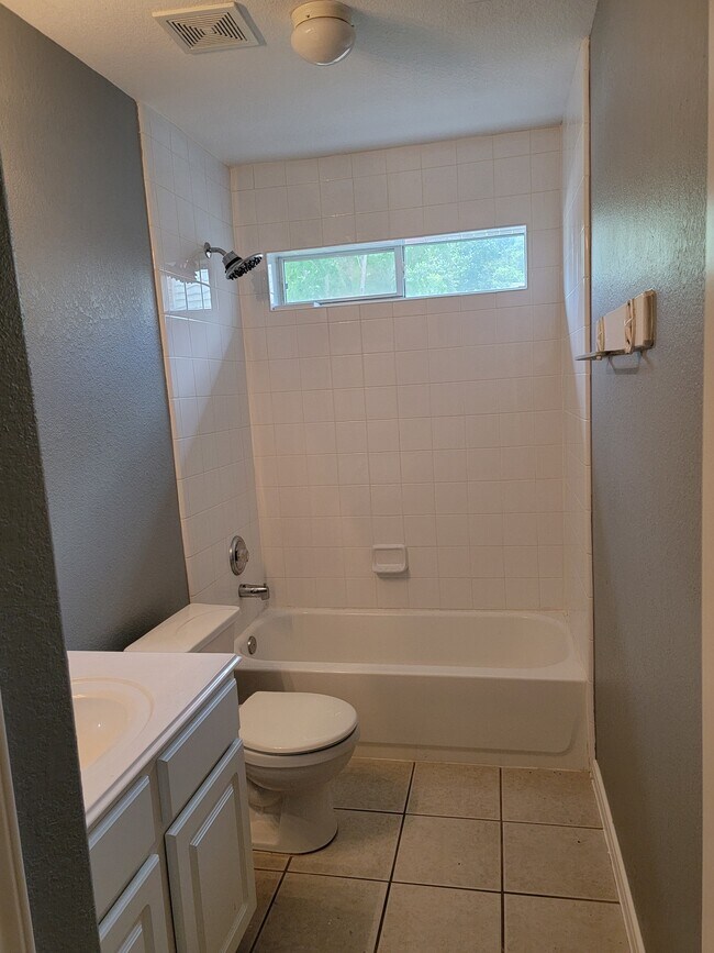 2nd bathroom - 21563 Lexor Ct