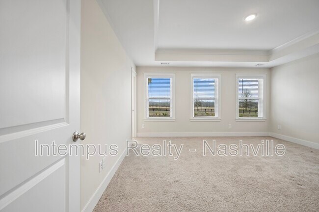 Building Photo - 704 Conifer Dr