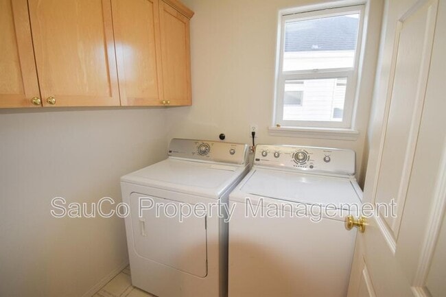 Building Photo - 16933 NW Arizona Dr