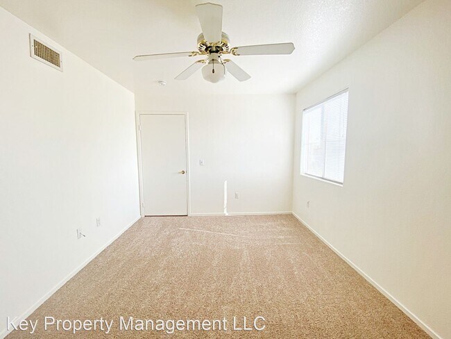 Building Photo - 2 br, 2 bath House - 7950 W. Flamingo Rd #...