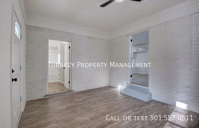 Building Photo - 5821 Freeland Dr