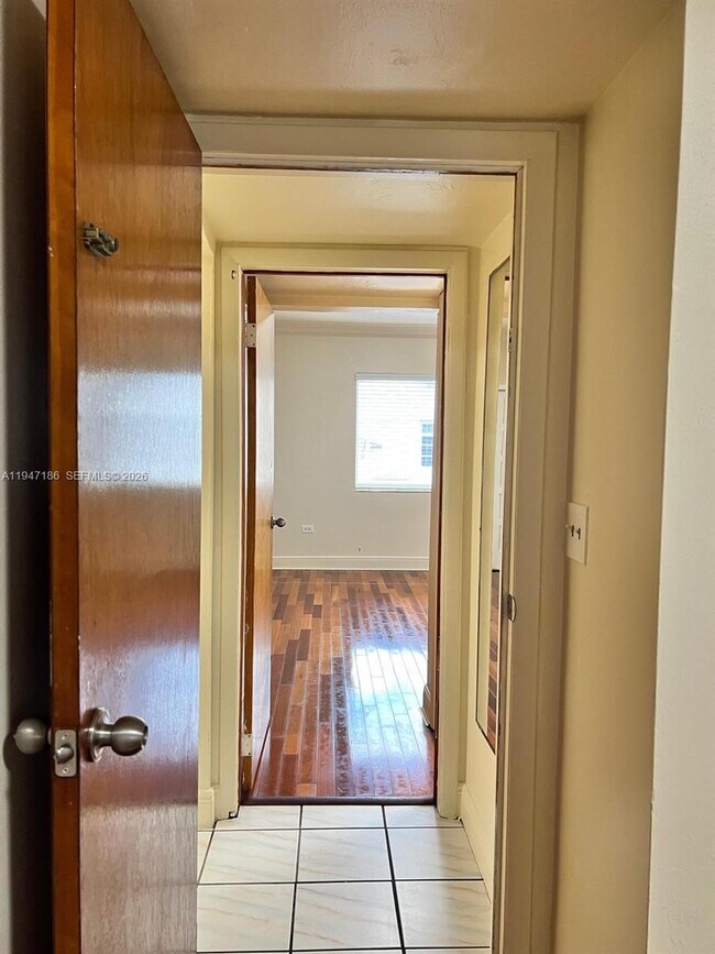 Building Photo - 3100 SW 97th Ave