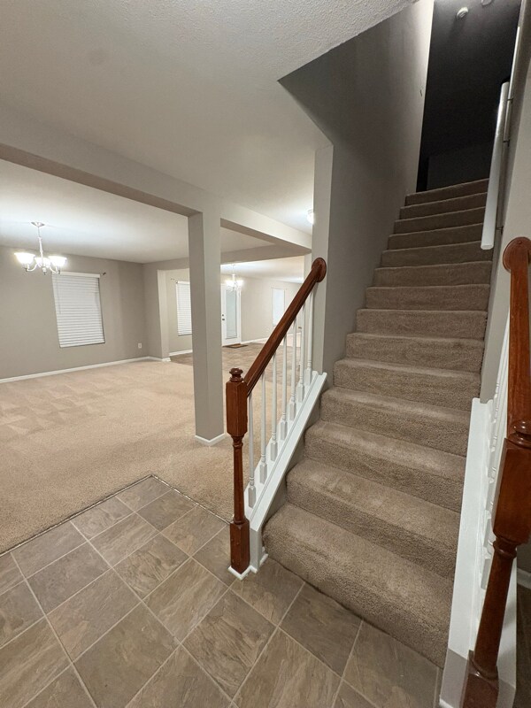 Building Photo - 722 Sinclair Dr