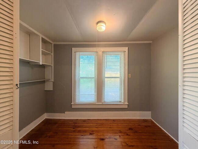 Building Photo - 919 Maynard St