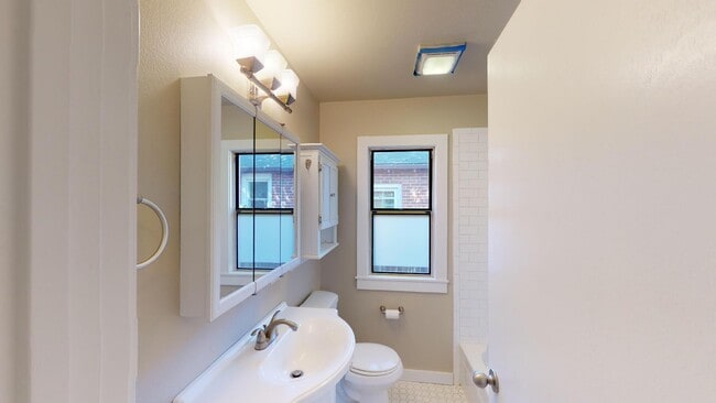 Building Photo - 3420 St Paul St