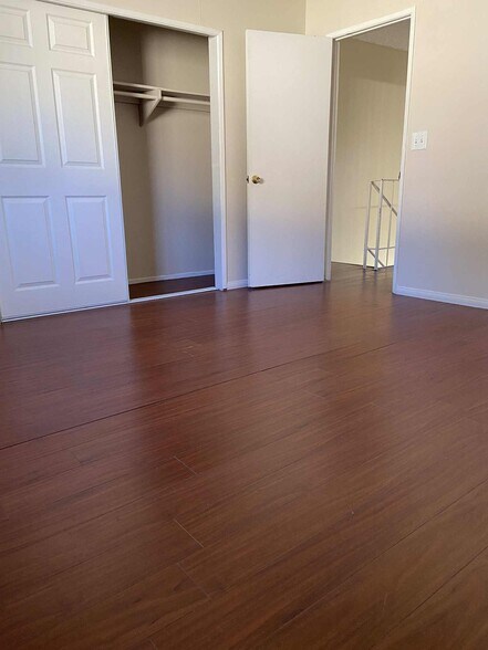 Building Photo - 4109 W 5th St