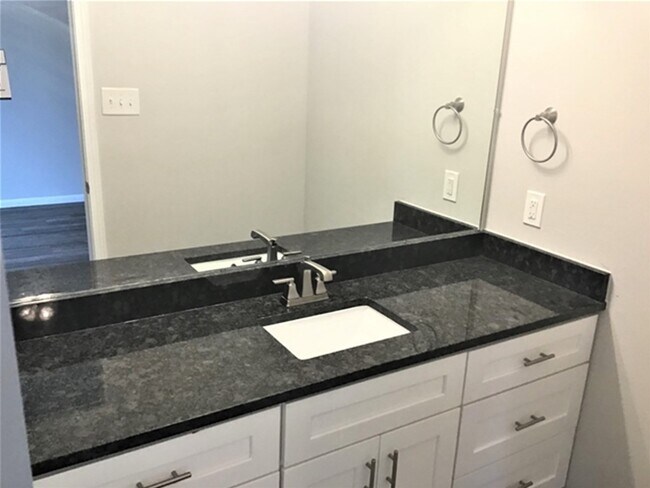 Building Photo - 13214 Ambrosa Dr