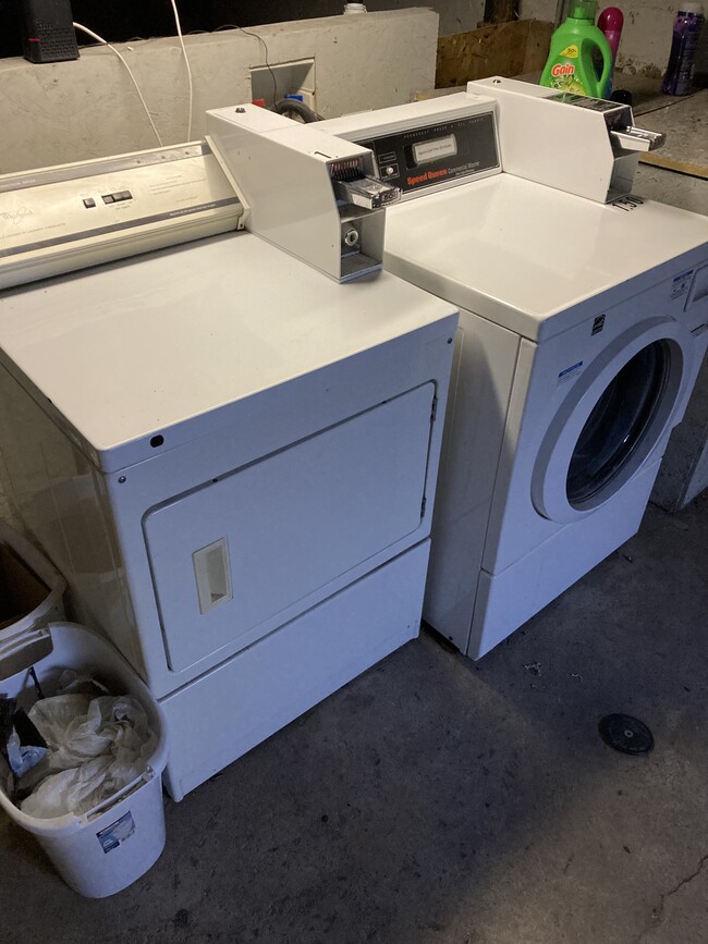 Shared laundry in basement - 912 5th St SW