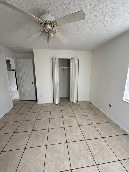 Building Photo - 2456 Mercury Dr