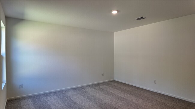 Building Photo - 14833 N Ascot Bnd Cir