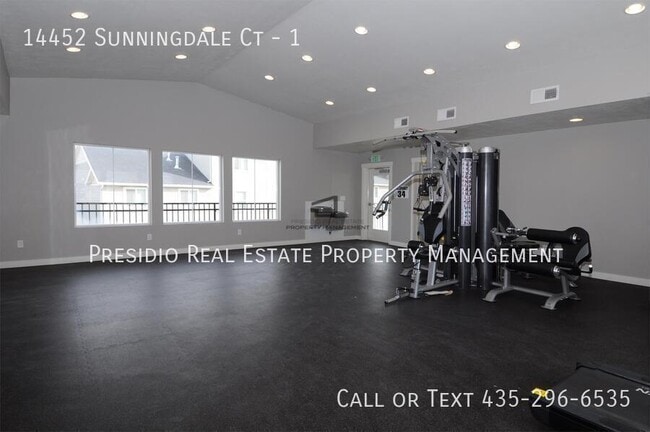 Building Photo - 14452 Sunningdale Ct