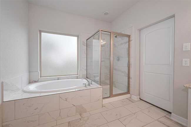 Building Photo - 4802 Windy Poplar Trl