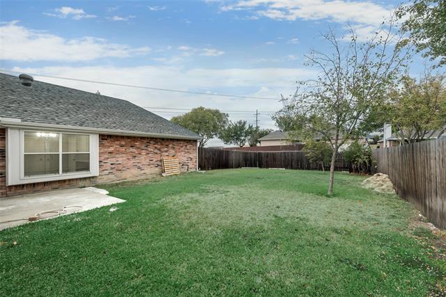 Building Photo - 1152 San Saba Dr