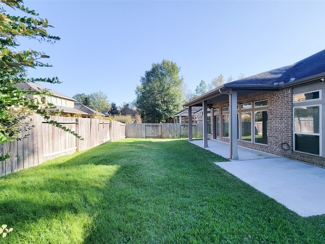 Building Photo - 106 Colina Vista Way