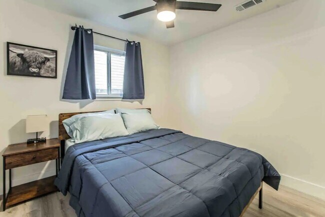 Building Photo - Experience Elevated Living in North Austin – Fully Furnished & Move-In Ready