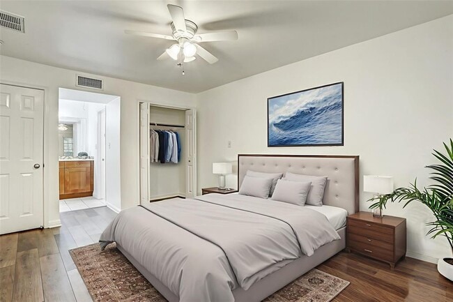 Building Photo - 7685 Northcross Dr