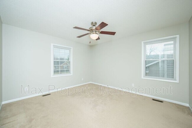 Building Photo - 6943 Brookview Dr