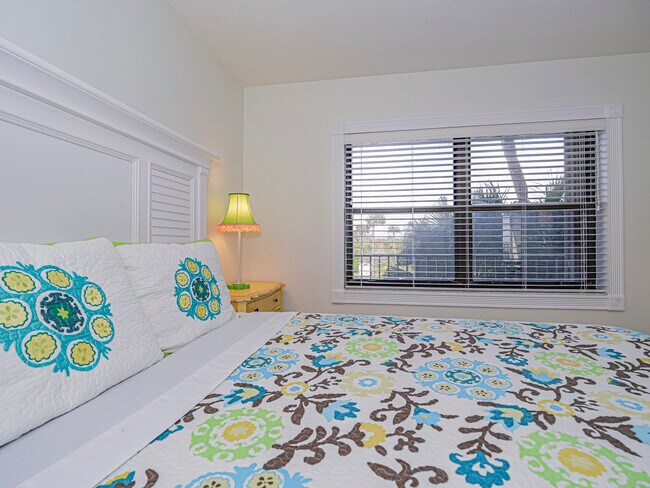 Building Photo - 4200 N Hwy A1A