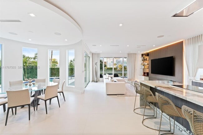 Building Photo - 10561 NW 67th Terrace