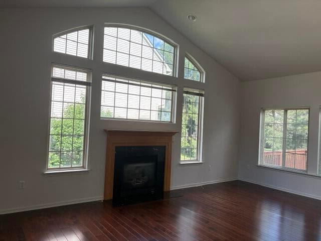 Building Photo - 5888 Villa France Ave