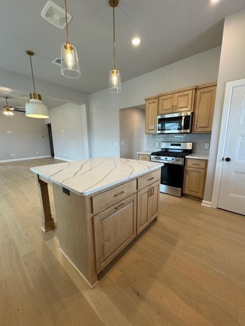 Building Photo - 626 Prairie Dr