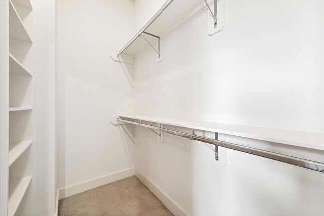 Building Photo - 1703 Weber St