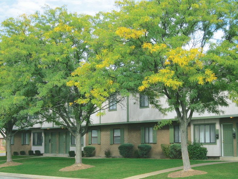 Building Photo - Newcastle Townhomes