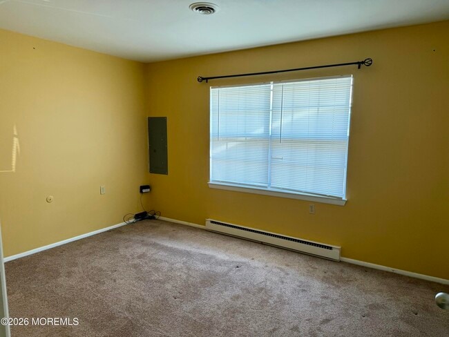 Building Photo - 20 Yorkshire Ct