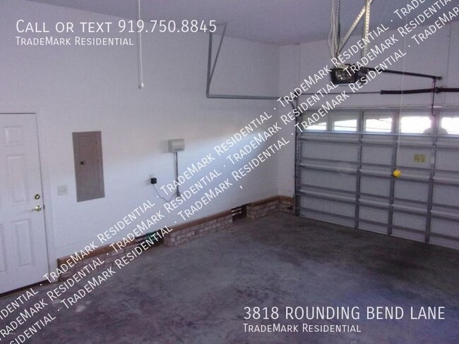 Building Photo - 3818 Rounding Bend Ln
