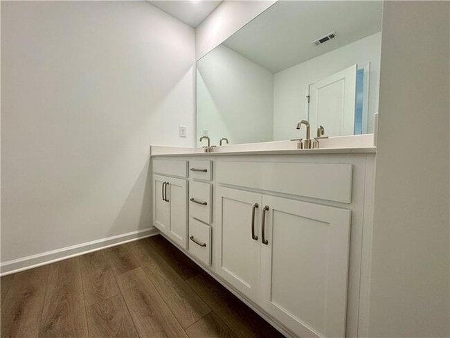 Building Photo - 5441 Hargrove Way