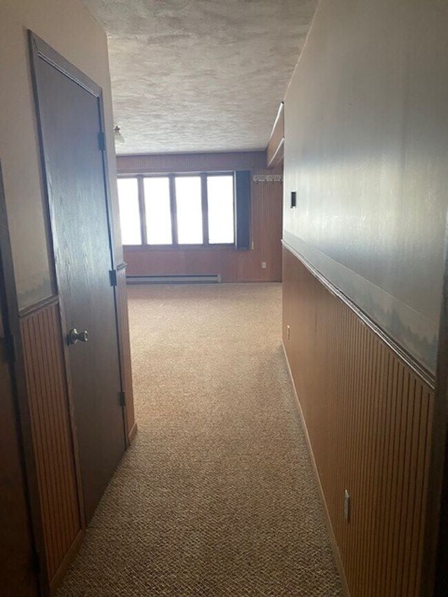 Building Photo - 4 Bedrooms, 2 Bathrooms Single Family Home in Pequot Lakes, MN w/2 car garage on the Whitefish Ch...