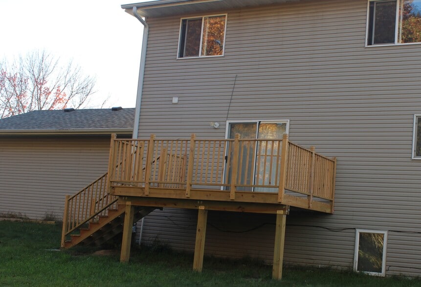 Building Photo - 23179 Arrowhead St NW