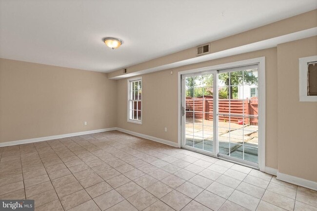 Building Photo - 13143 Putnam Cir