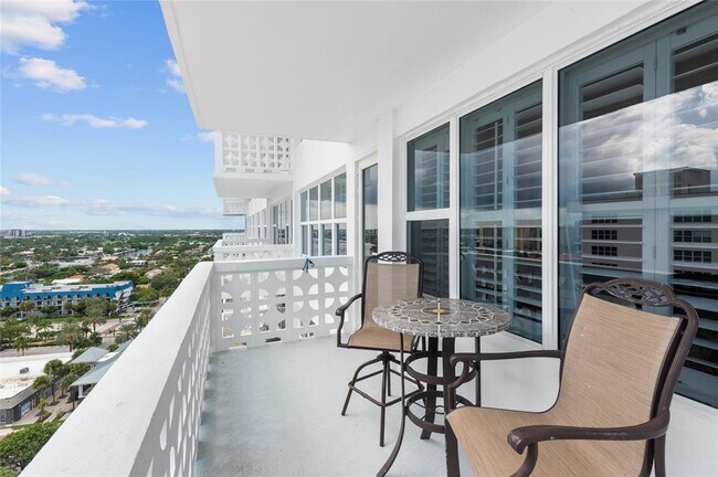 Building Photo - 4010 Galt Ocean Dr