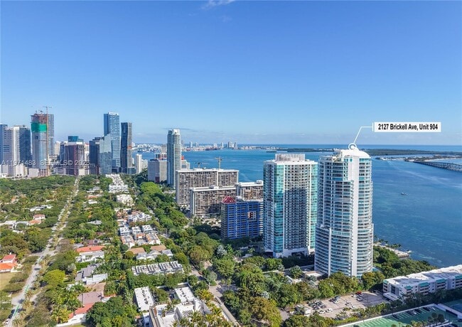 Building Photo - 2127 Brickell Ave