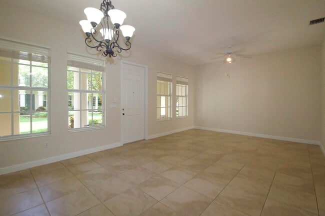 Building Photo - 8336 NW 9th Ave