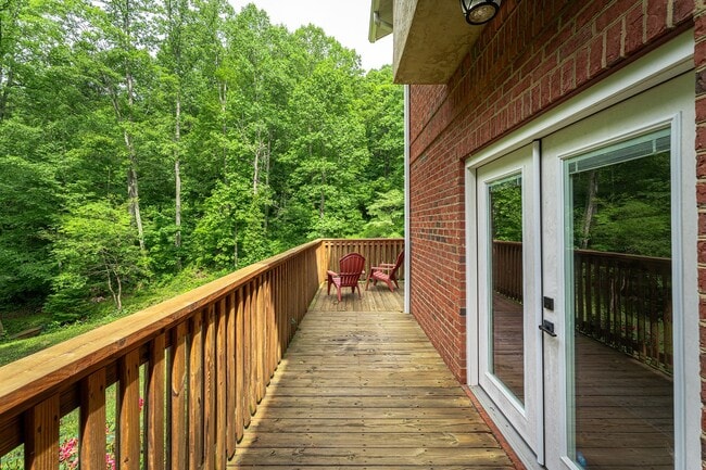 Building Photo - Indian Falls Estates