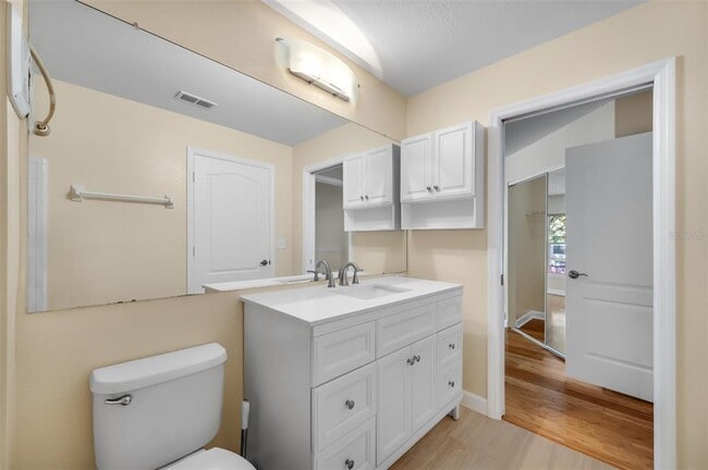 Building Photo - 755 Mainsail Dr