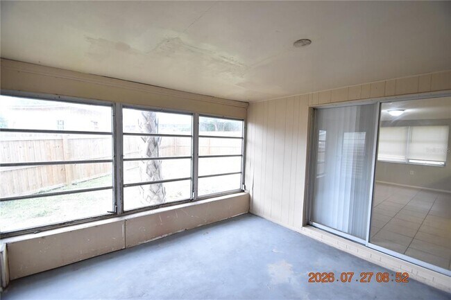 Building Photo - 3221 Topp Dr