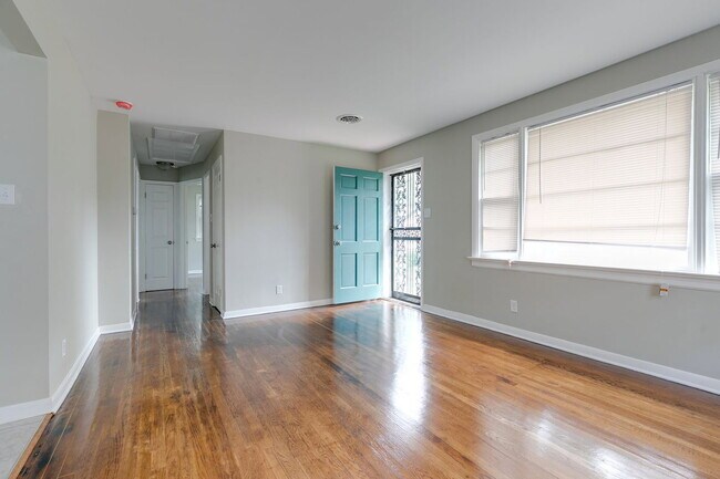 Building Photo - 3612 Griffin Ave