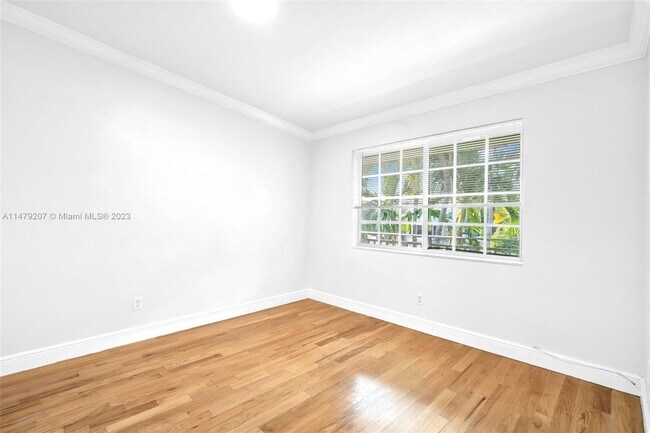 Building Photo - 1135 92nd St