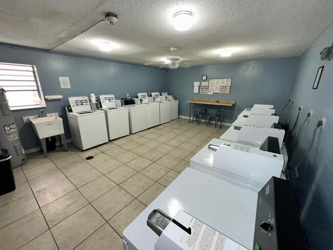 Building Photo - 22615 SW 66th Ave