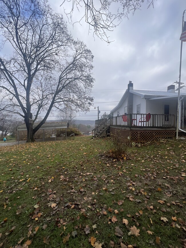 Building Photo - 1311 Parkway Dr