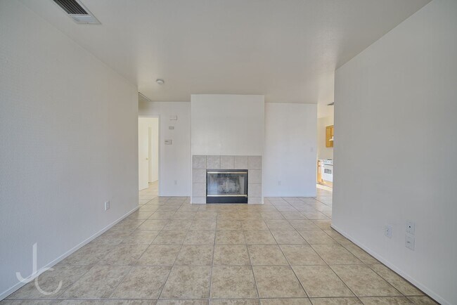 Building Photo - 1308 Reddick Ln
