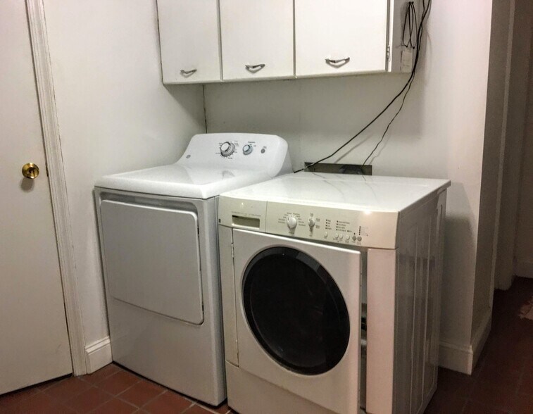 Building Photo - 140 Tennessee Ave NE