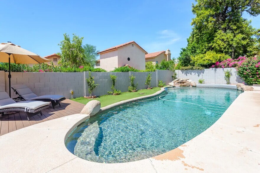 Building Photo - 13597 N 102nd Pl